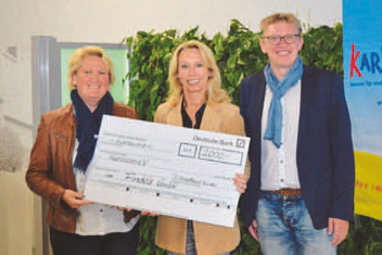 Firma Findeis spendet 2000 Euro für den Verein Karlsson